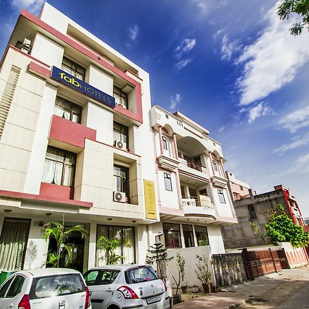 Fabhotel Royal Residency Jaipur Airport Buitenkant foto