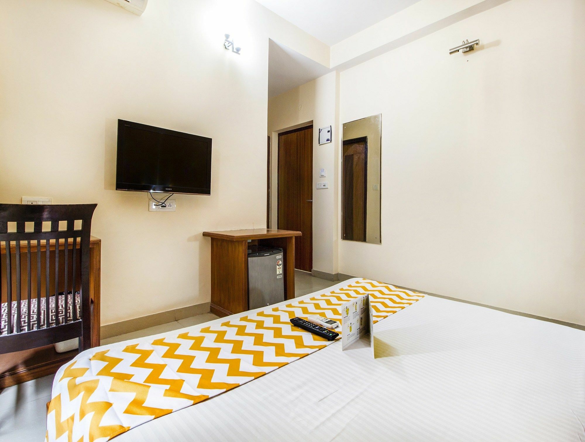 Fabhotel Royal Residency Jaipur Airport Buitenkant foto